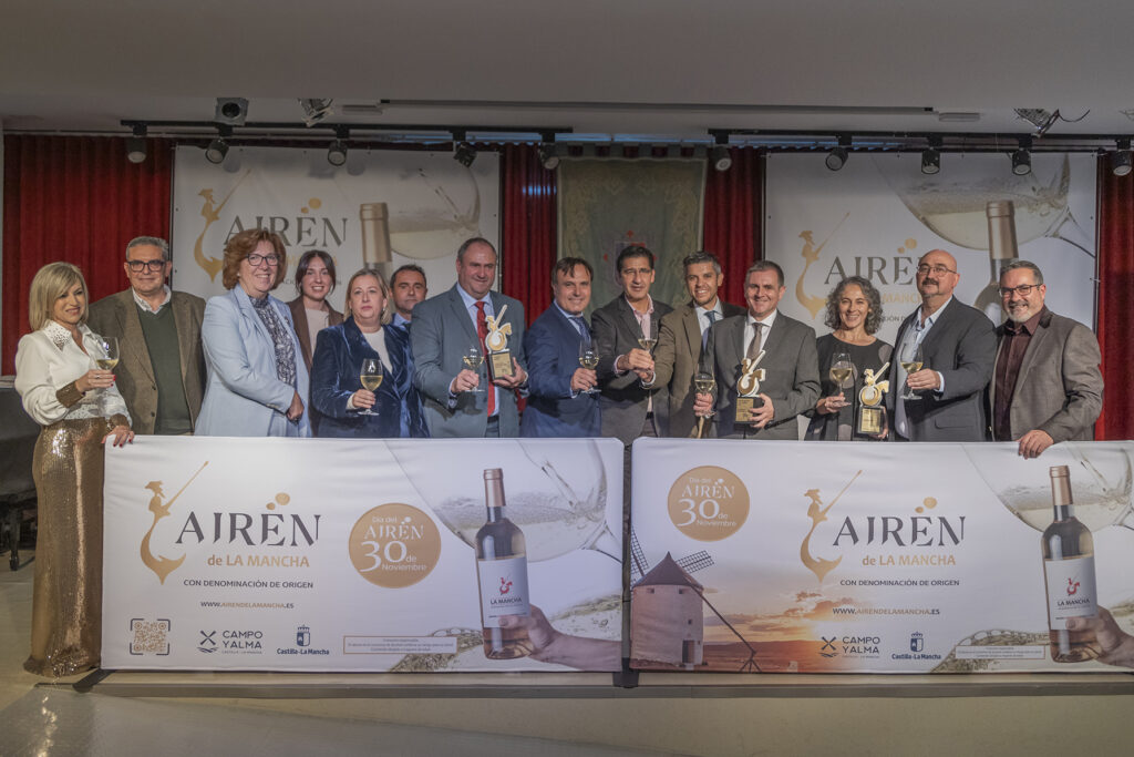 Foto de familia del i dia del airen 2025